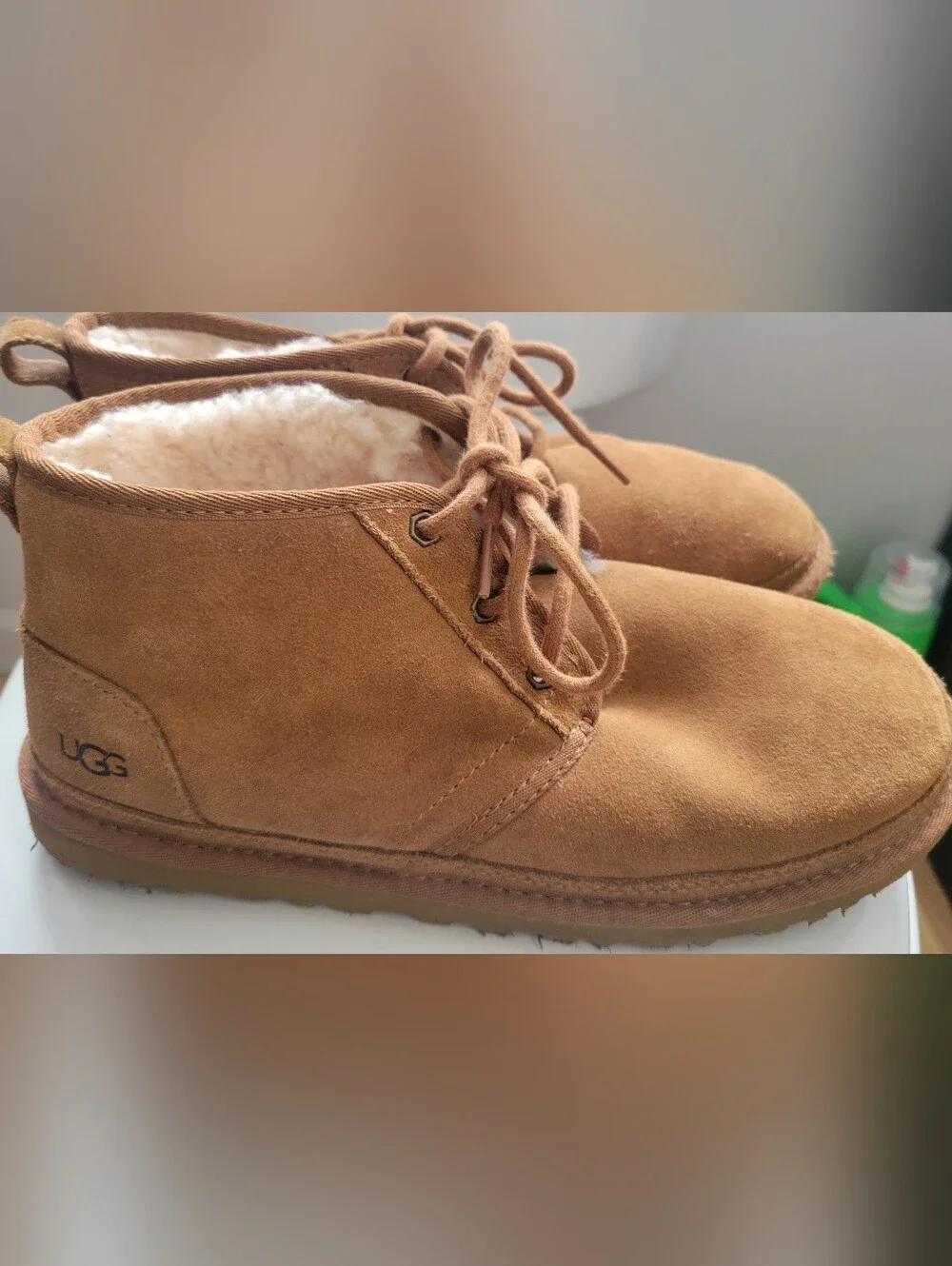 UGG Men's Chestnut Suede Chukka Boots - Tan Brown